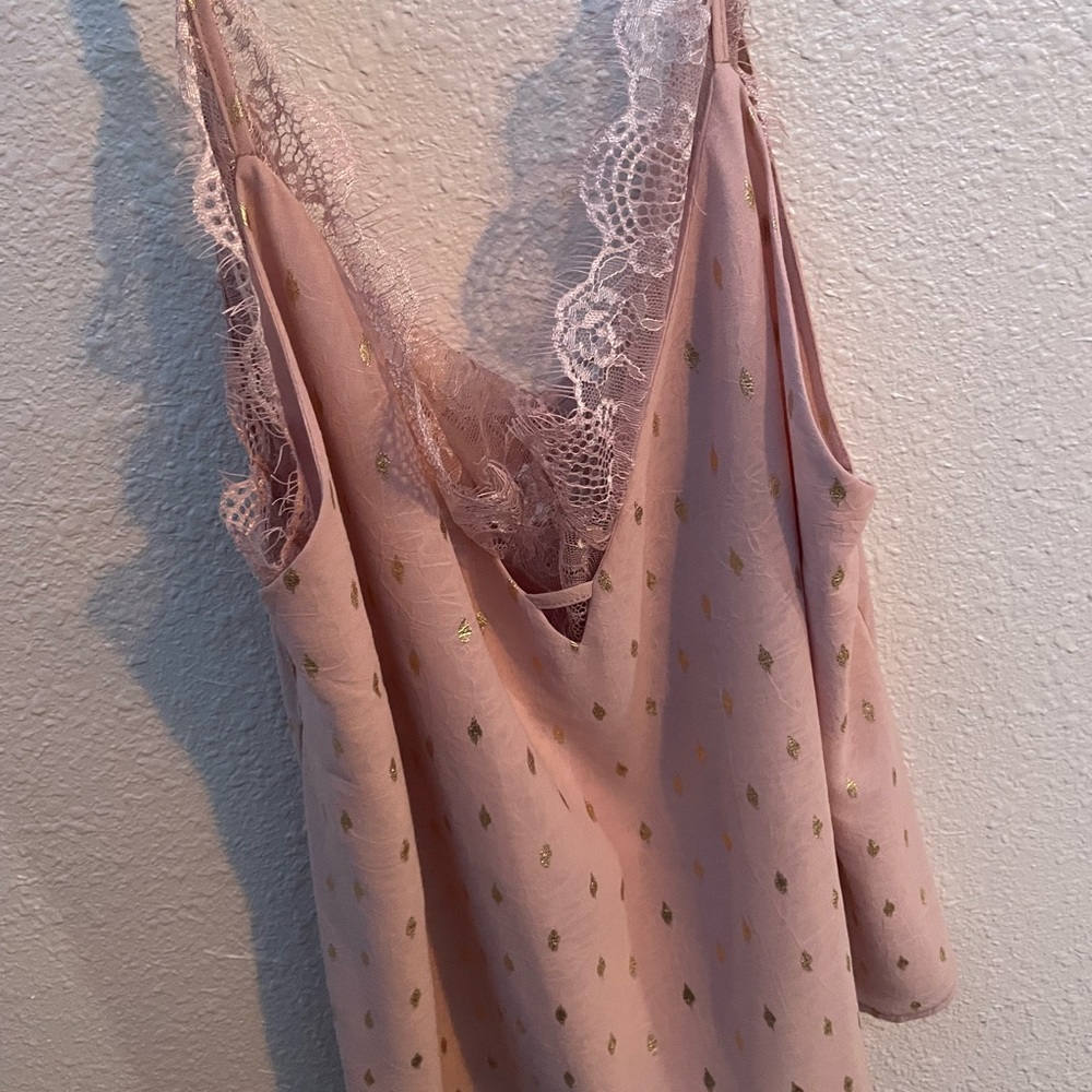 Blu pepper large tank top.